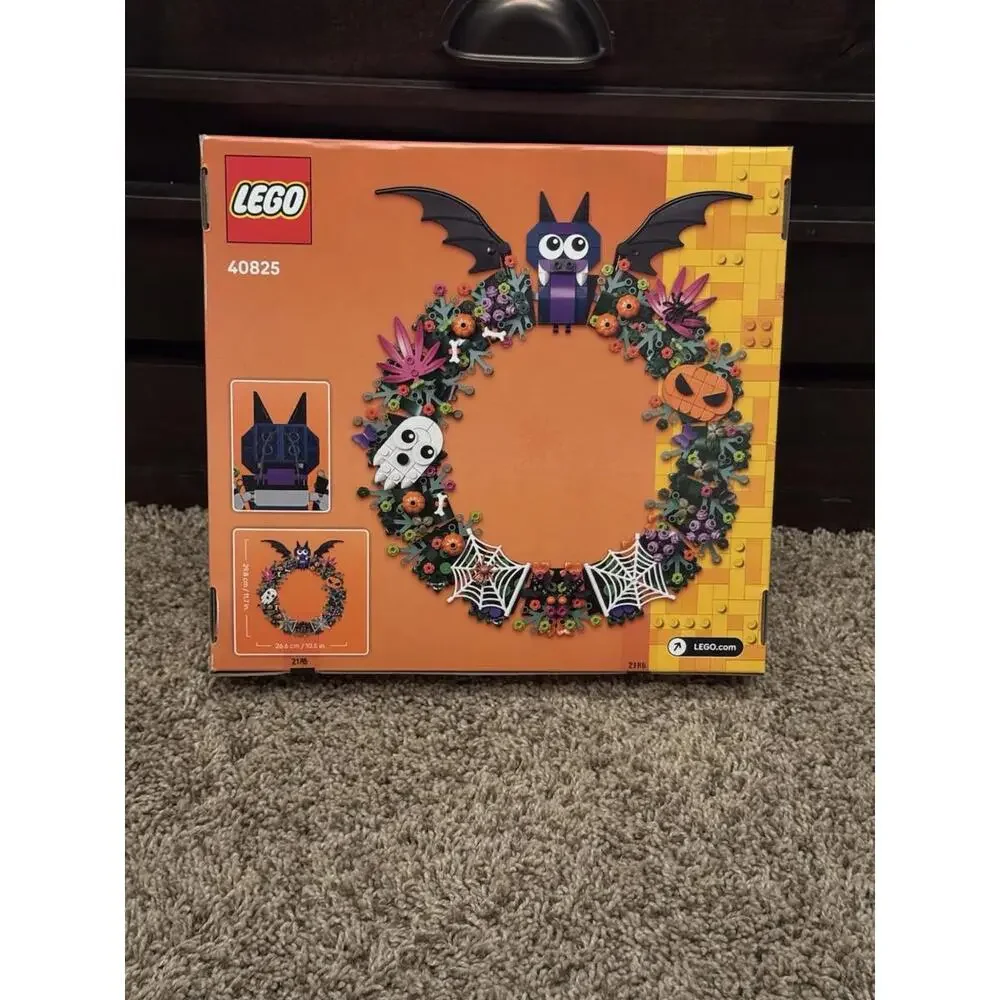 LEGO Halloween Wreath (40825) - Picture 1 of 4